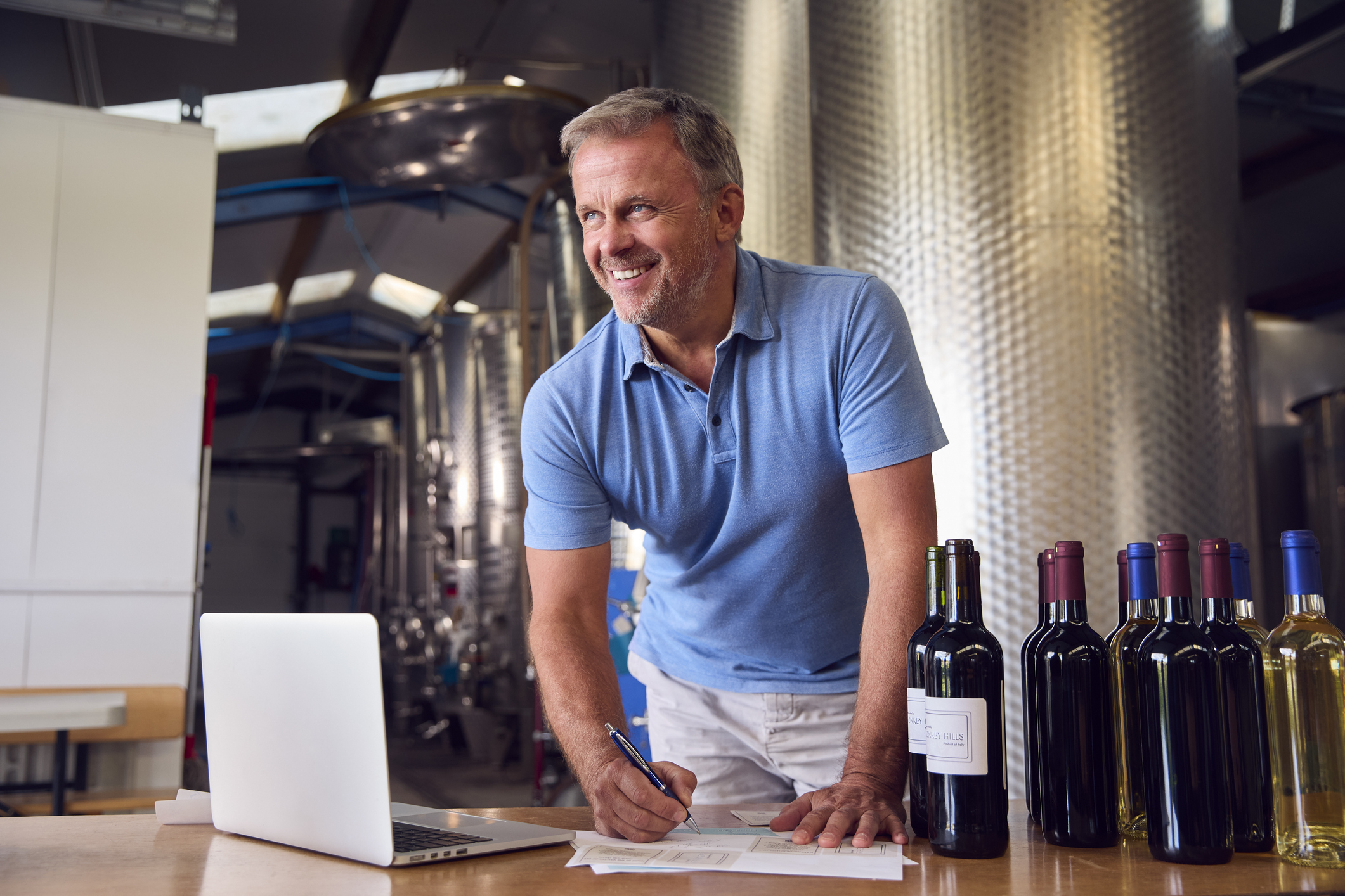 Wine owner creating a good winery website